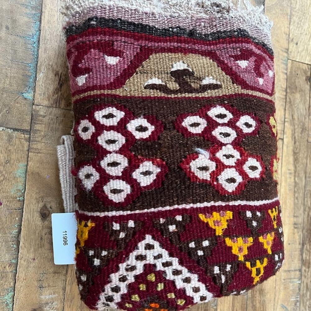 Hand-woven Kilim Wool Runner Rug 59" x 31" - Picture 9 of 9